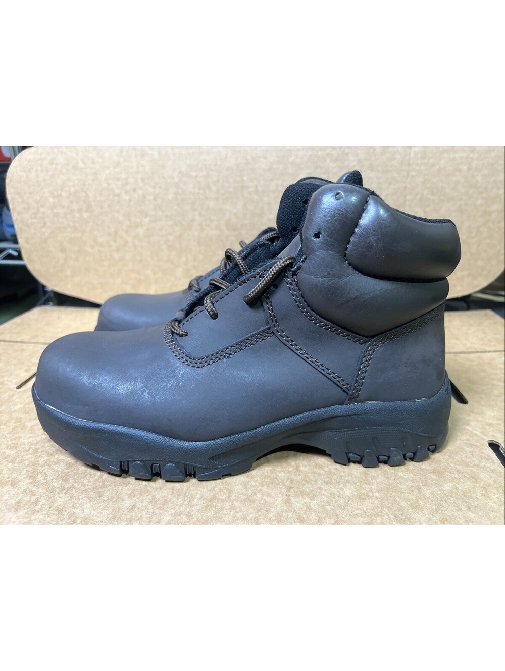 WORX by Red Wing Shoes 6513 EH Work Boots Men's 8.5 New With Box And Defects